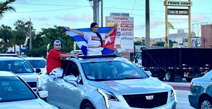 CUÁNTOS CUBANOS HAY EN FLORIDA